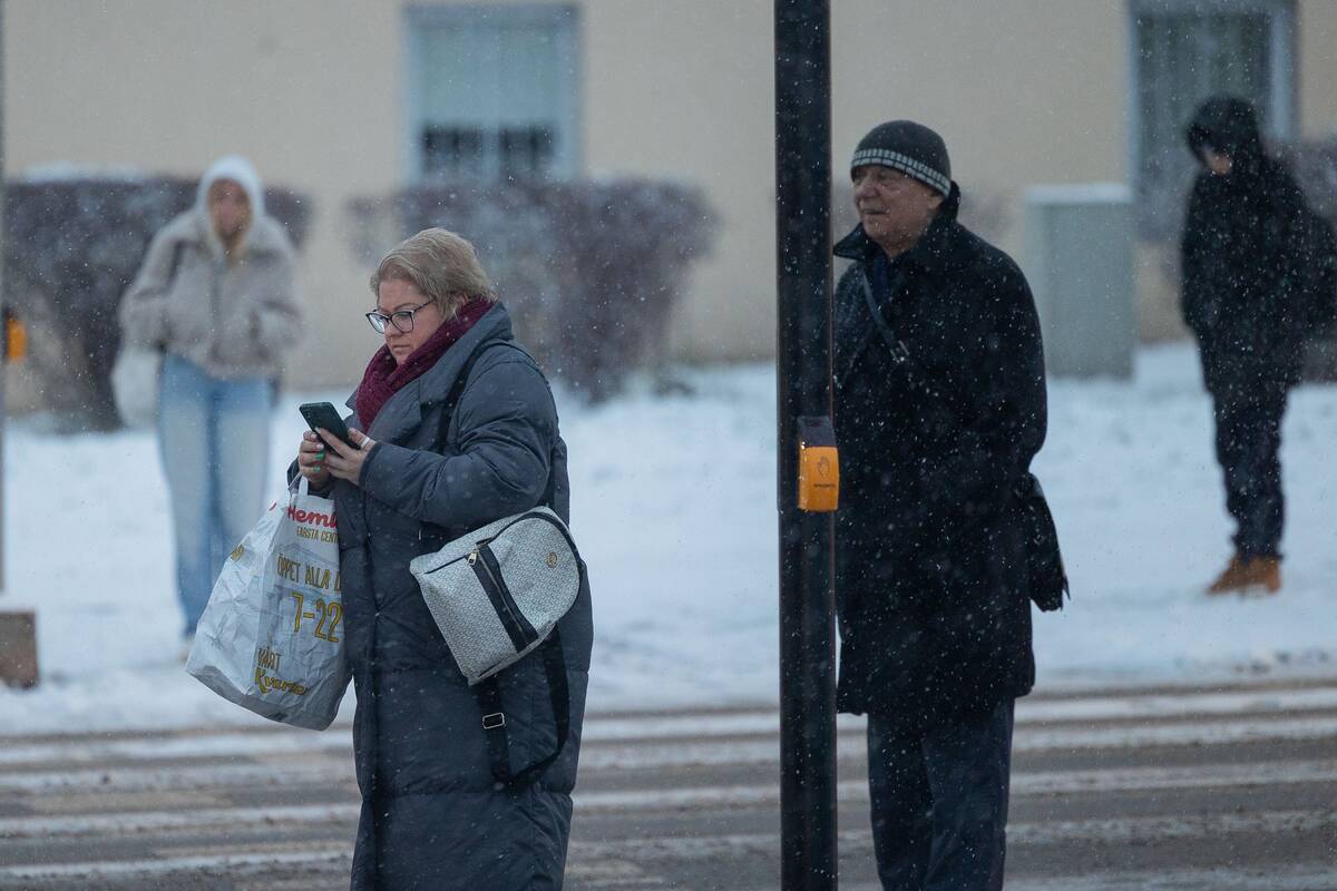 Visoje Lietuvoje gausiai sninga