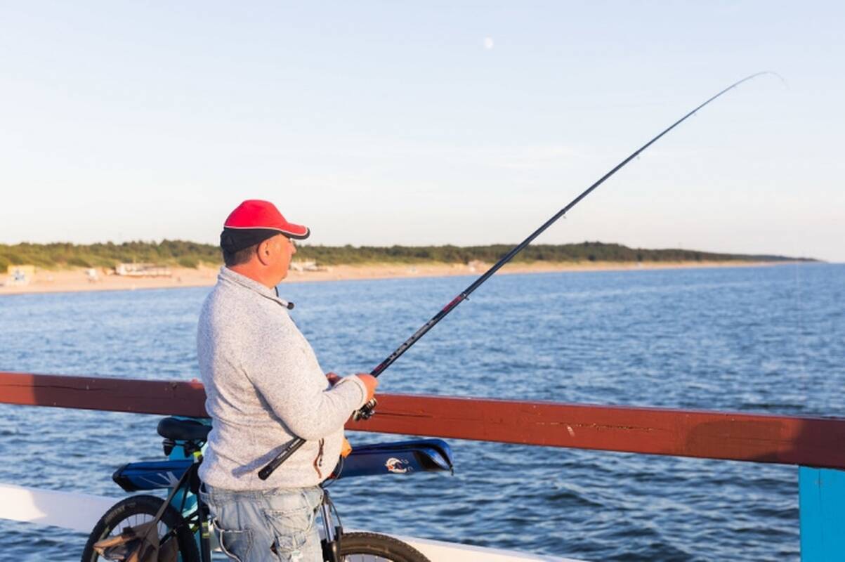 Seimas: bent pusė pajamų iš žvejybos leidimų – žuvų ištekliams atkurti