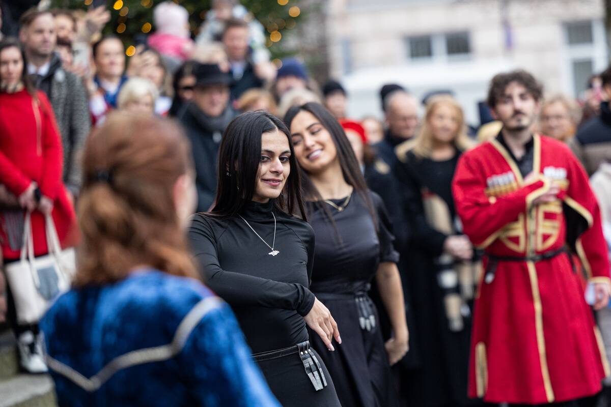 23-osios Tarptautinės Kalėdų labdaros mugės atidarymas