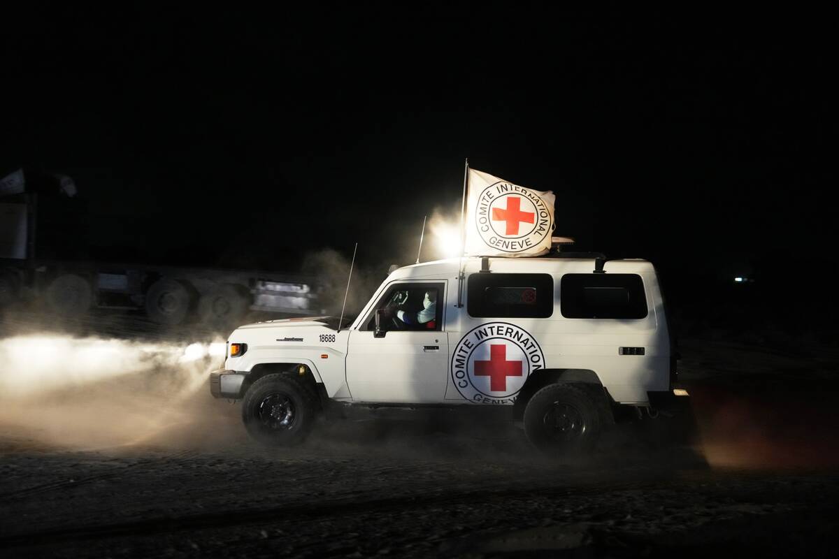 Izraelis: Raudonajam Kryžiui perduoti Gazos Ruože laikyto įkaito palaikai