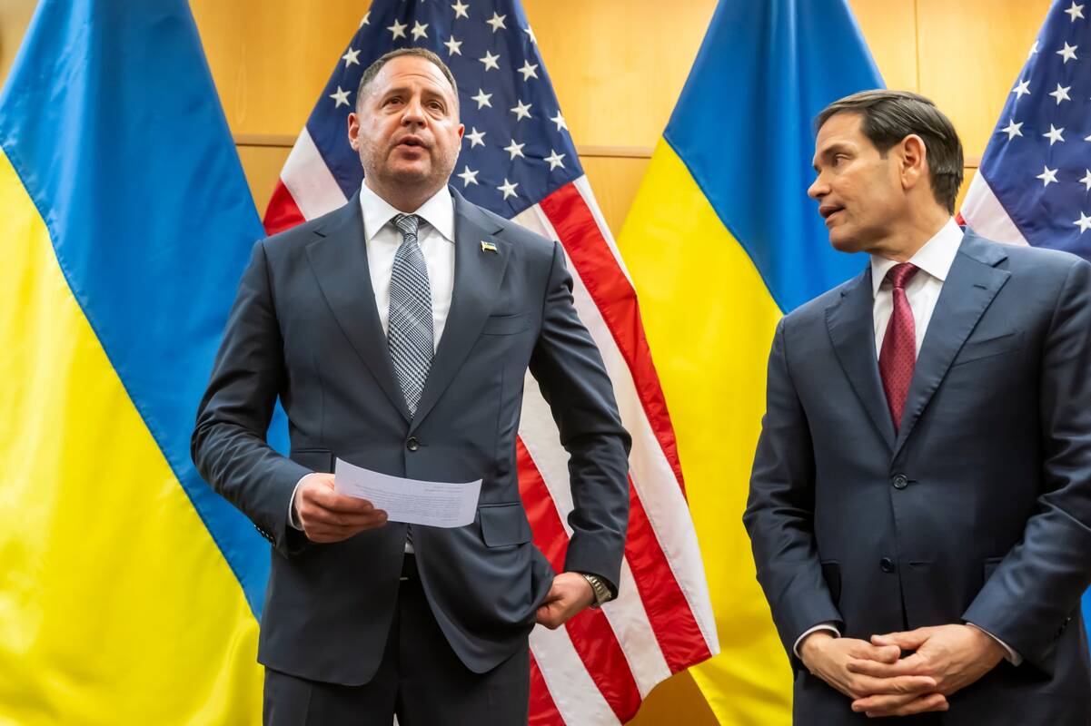 Pareigūnas: derybose Ženevoje JAV spaudė Ukrainą priimti jos siūlomą planą dėl karo pabaigos