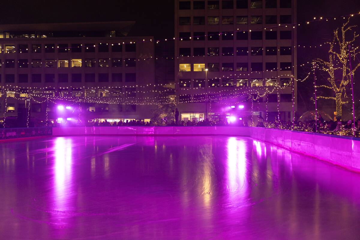 Ledo čiuožyklos atidarymas Vienybės aikštėje