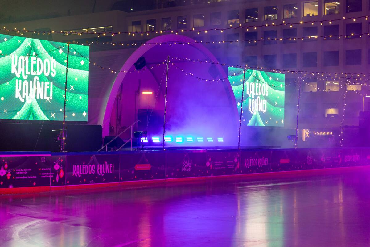 Ledo čiuožyklos atidarymas Vienybės aikštėje