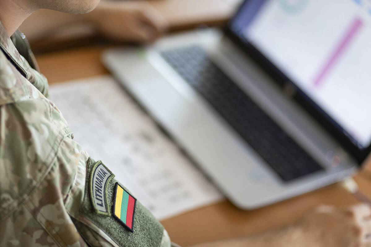 Vilniuje prasideda tarptautinės kibernetinės gynybos pratybos „Gintarinė migla 2025“