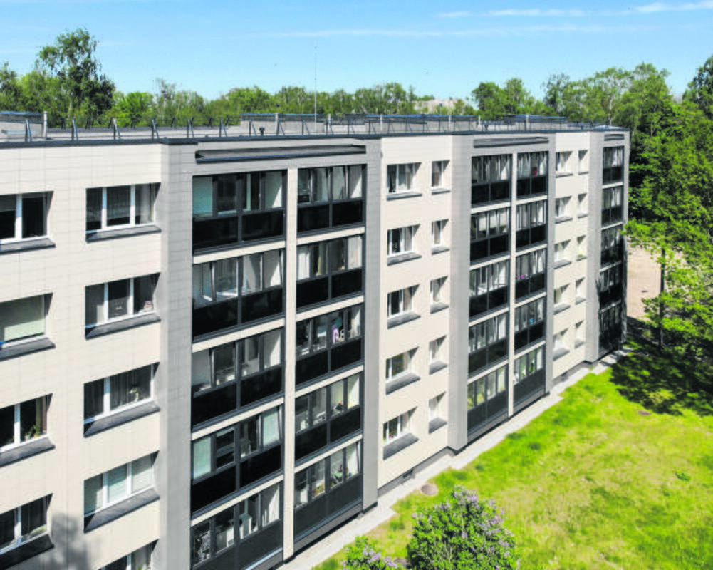 Atnaujintas daugiabutis.