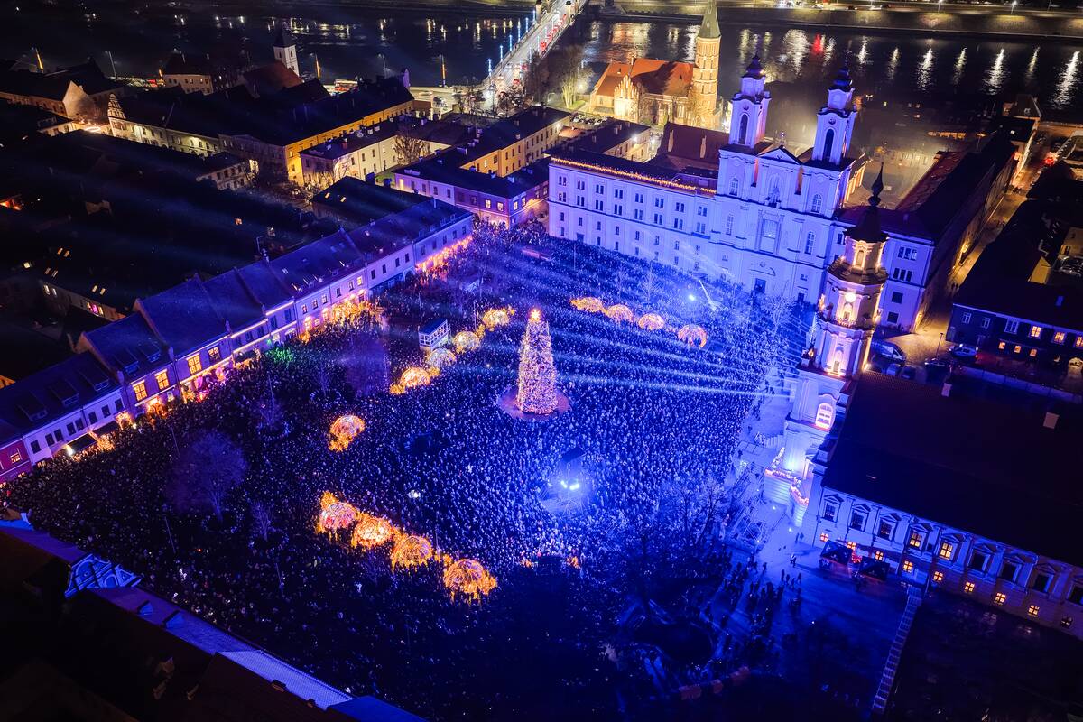 Kauno Kalėdų eglutė iš paukščio skrydžio