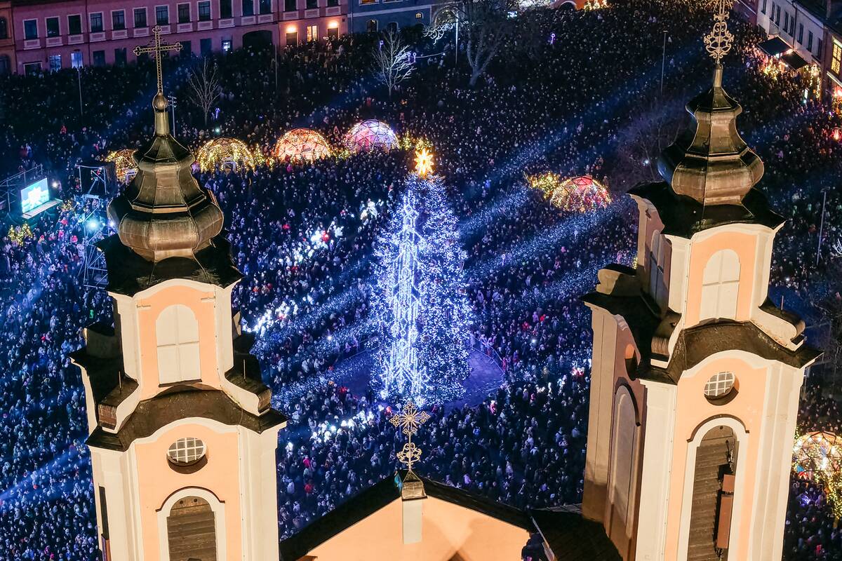 Kauno Kalėdų eglutė iš paukščio skrydžio