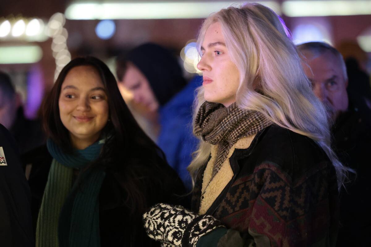 Kauniečiai renkasi į Kalėdų eglės įžiebimo šventę