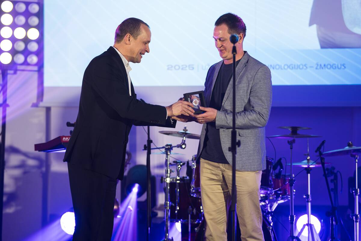 Nepamiršta: tradicinėje apdovanojimų ceremonijoje pagerbti alumnai, padedantys universitetui siekti dar ambicingesnių tikslų.