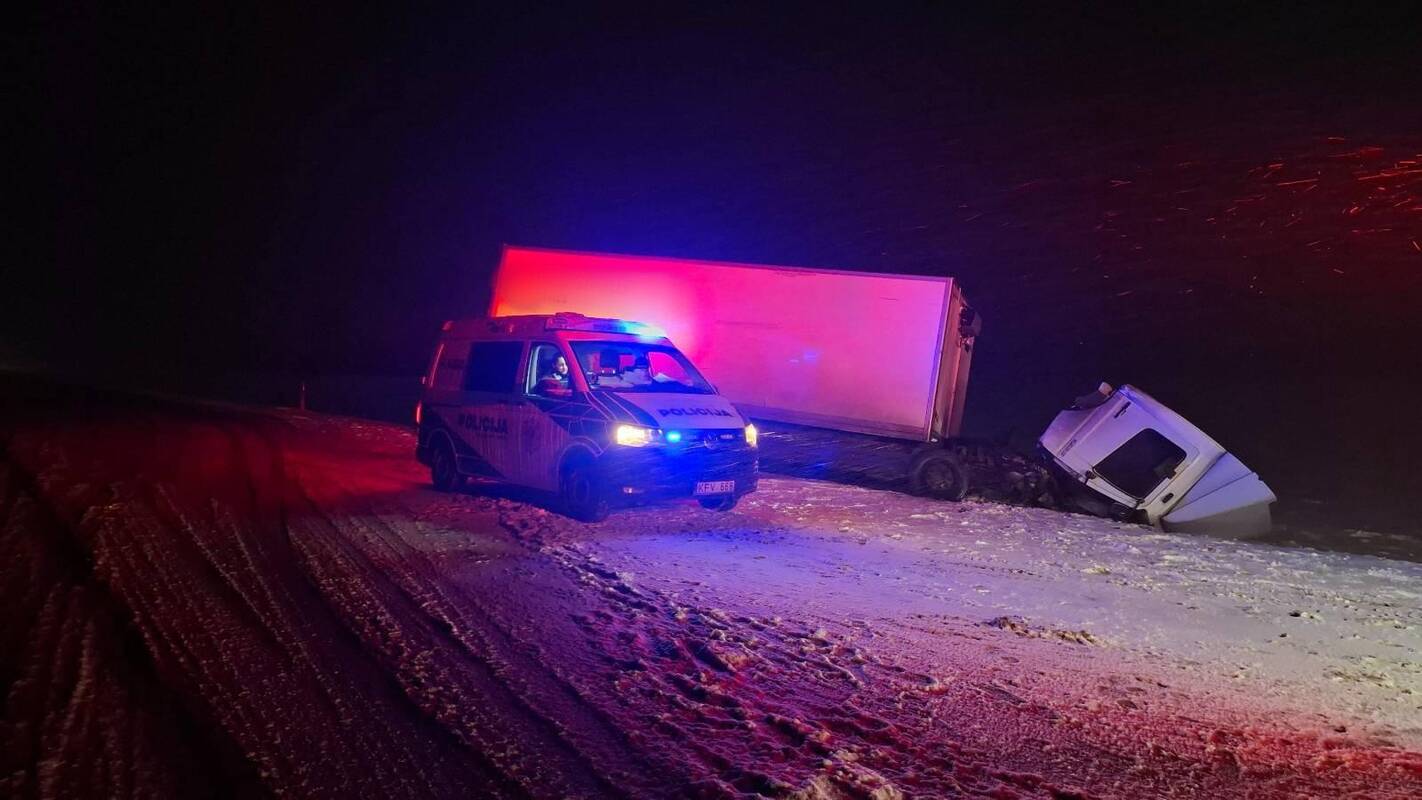 Tragiška kaktomuša Kėdainių rajone: žuvo du žmonės, trys – sužeisti