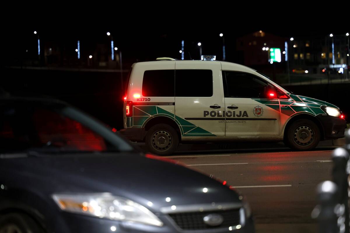 Trijų automobilių avarija Karaliaus Mindaugo prospekte