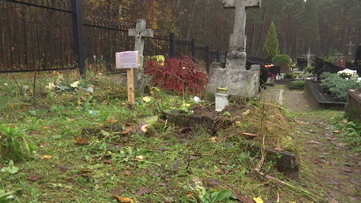 Vaizdas kapinėse sukėlė pyktį