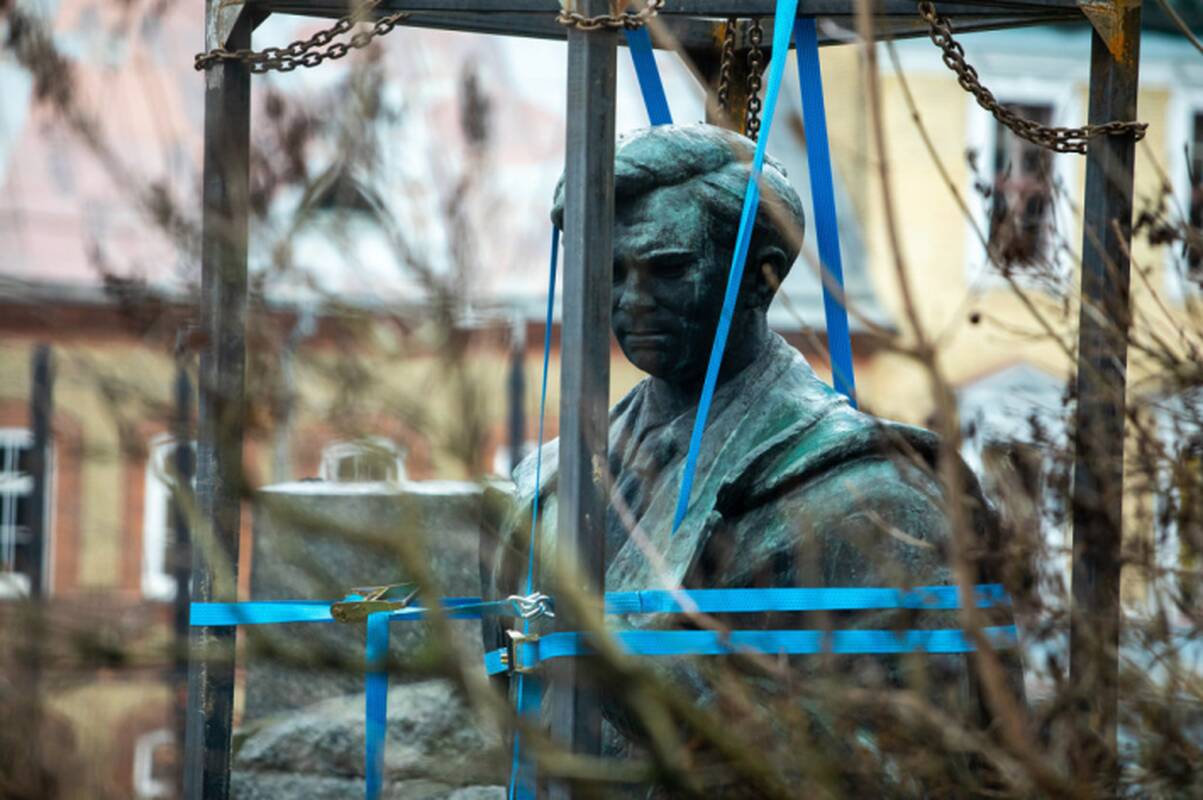 Konservatoriai ragina socialdemokratus atsisakyti idėjos naikinti Desovietizacijos komisiją