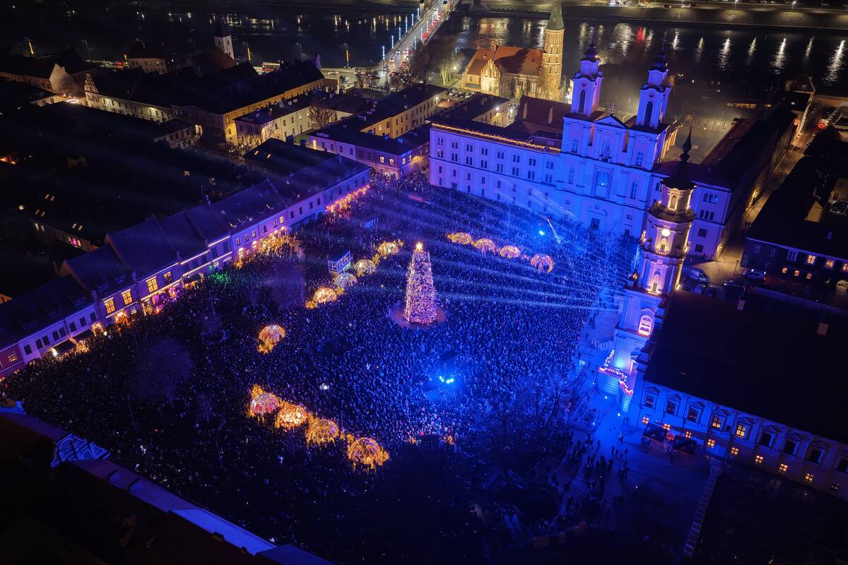 Kauno Kalėdų eglutė iš paukščio skrydžio