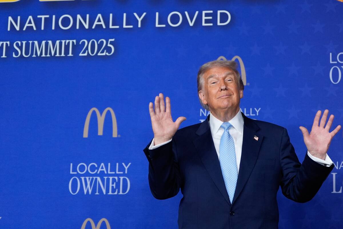 „Kiaulytė“, „siaubinga“: Trumpas žemina moteris reporteres