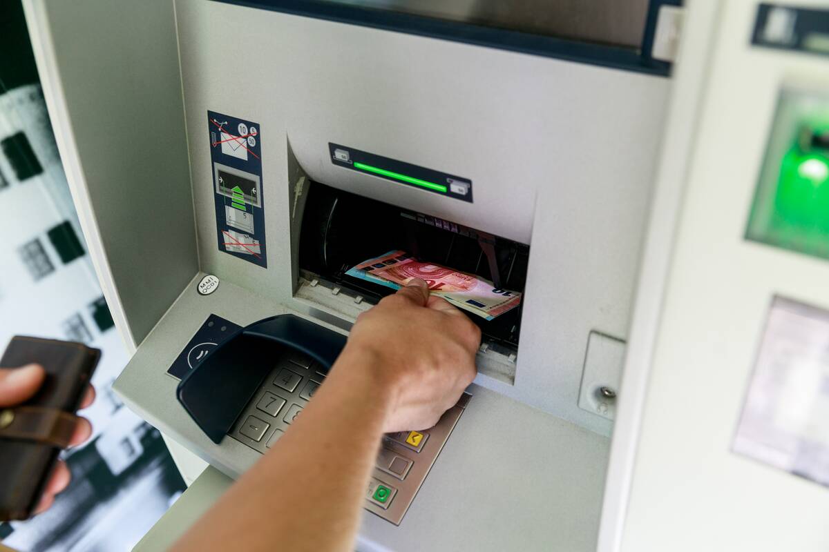 Grobis: moters pinigai nukeliavo į svetimas kišenes.