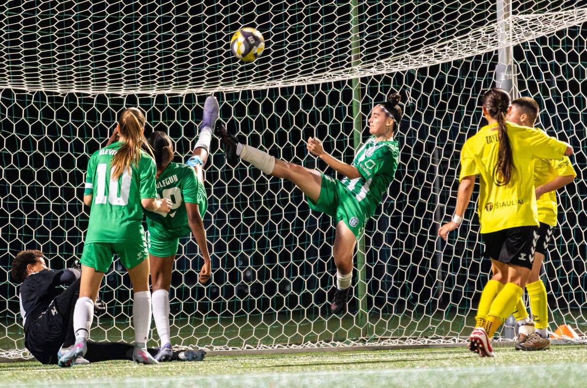 Sezonas: moterų futbolo A lygos čempionate dalyvavo šešios komandos.