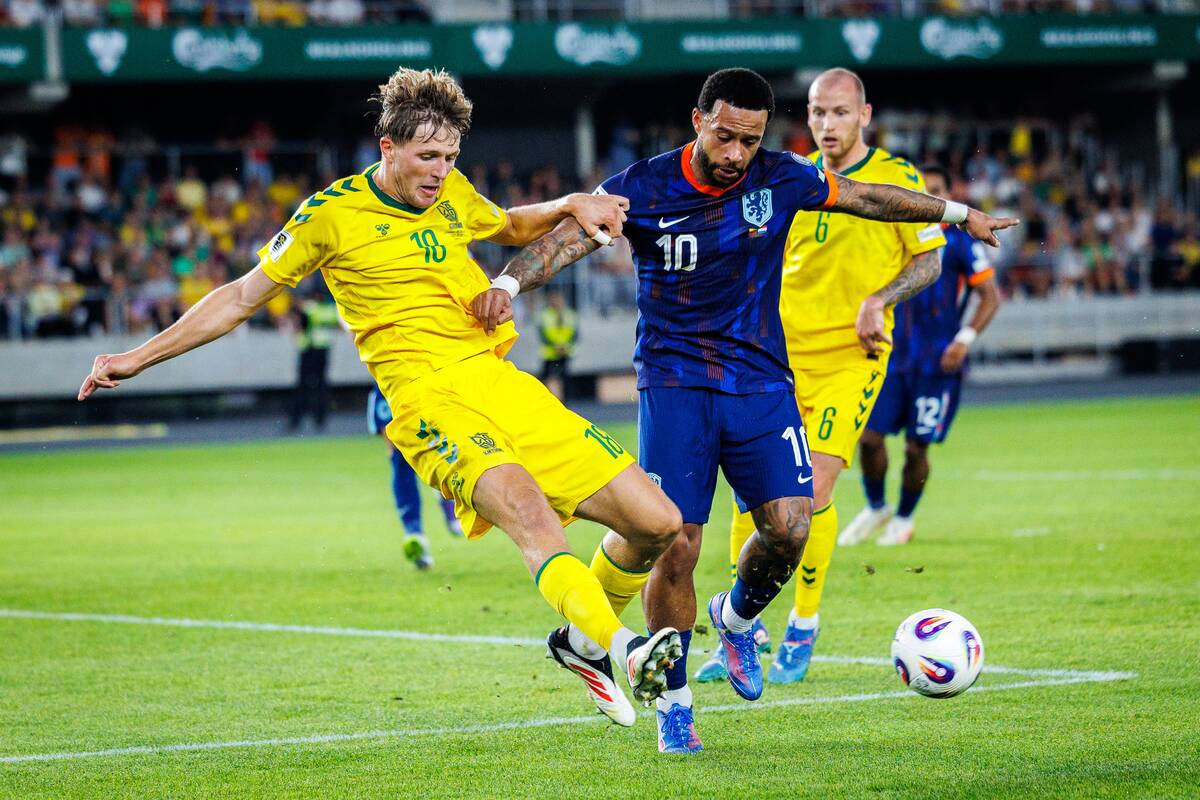 Charakteris: Lietuvos futbolininkai per mačą Kaune su Nyderlandų vienuolike buvo išlyginę rezultatą 2:2.