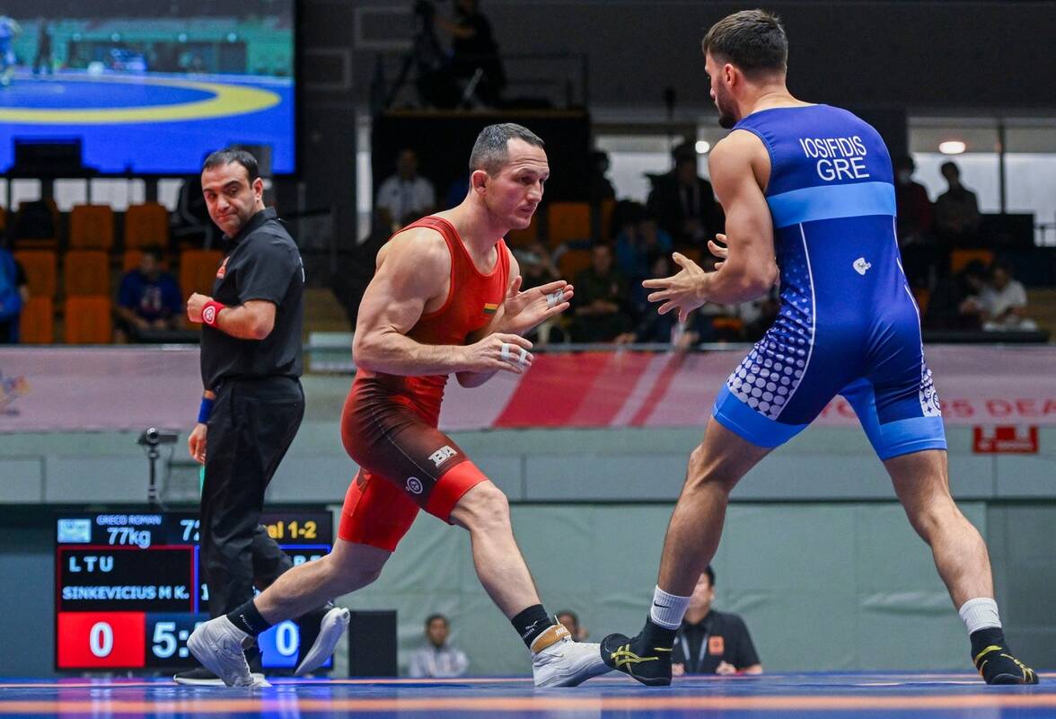 Finalas: M. K. Stankevičius (raudonos spalvos apranga) varžovą iš Graikijos įveikė per 1 min. 44 sek.