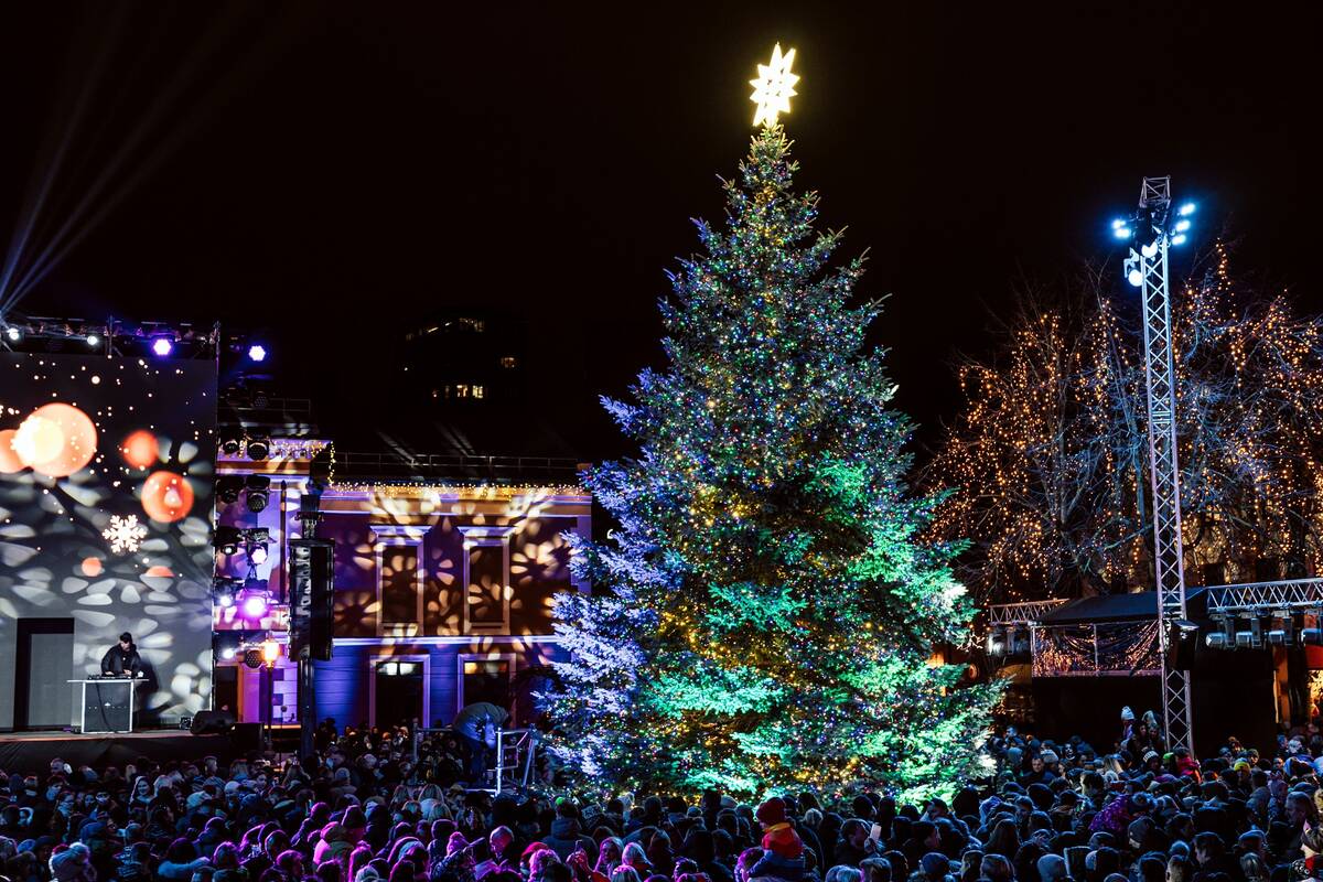 Trauka: įžiebimo vakaras – šventė ne tik klaipėdiečiams, bet ir uostamiesčio svečiams.