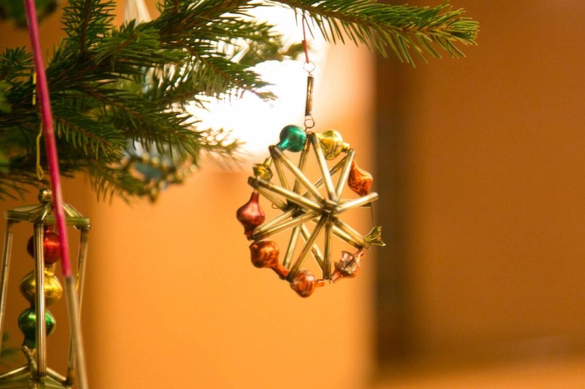 Augant vartojimui beveik pusė gyventojų Kalėdoms išleis tiek pat, kiek pernai