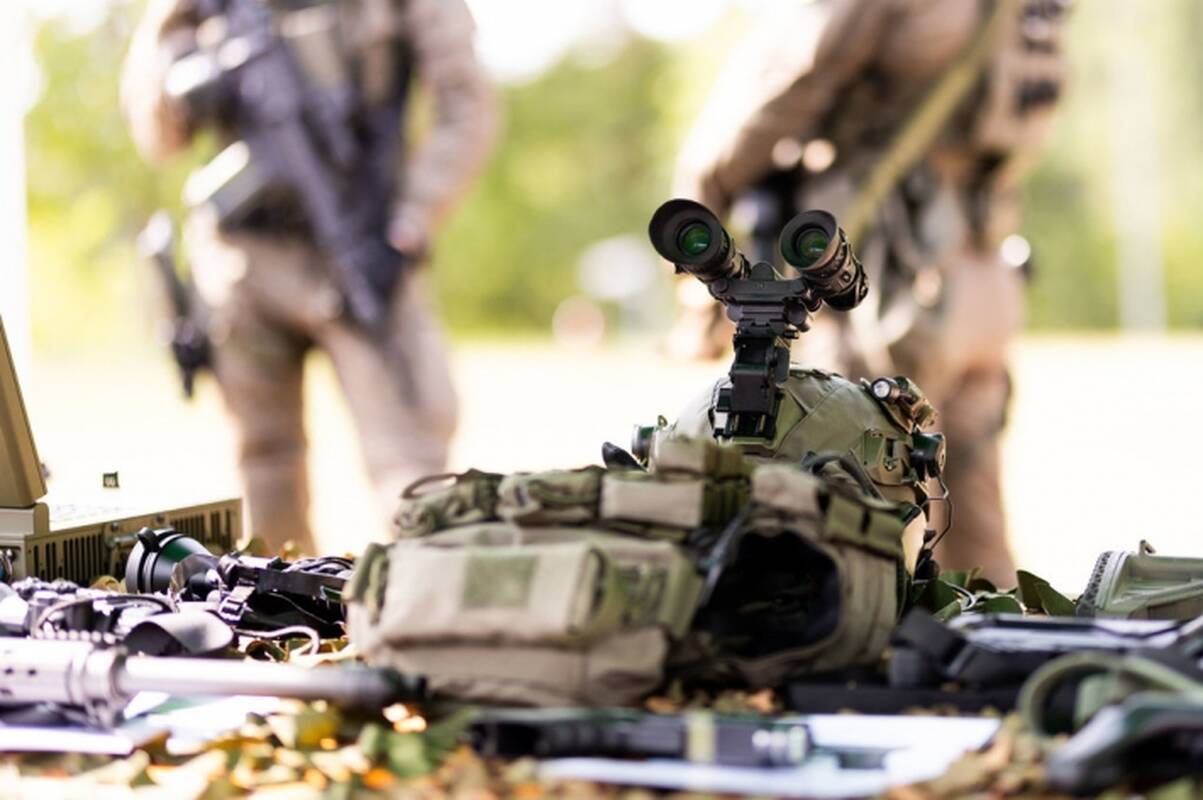 Ministras: pareigūnų karinei ekipuotei biudžete – dešimtkart mažiau lėšų, nei reikia