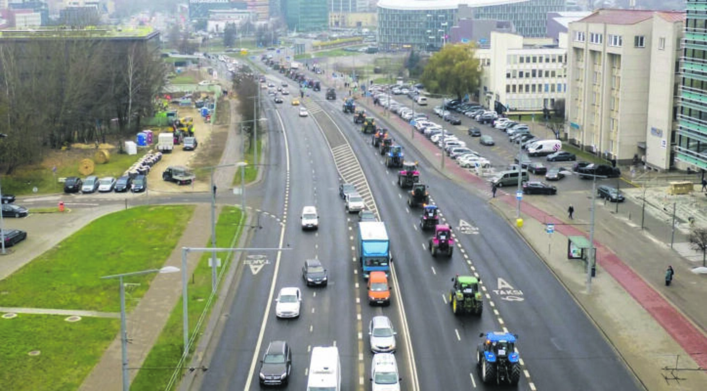 Srautas: žemės ūkio technika po poros savaičių riedės į sostinę – į bendrą protestuotojų koncertą.