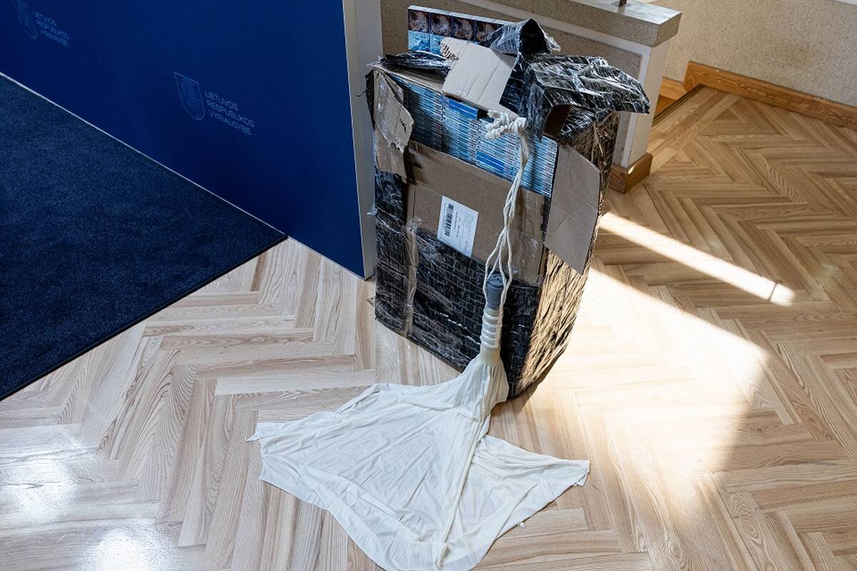  Meteorologiniu balionu skraidintos kontrabandinės cigaretės