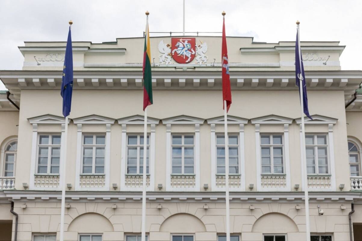 Prezidentas šaukia Valstybės gynimo tarybos posėdį – aptars balionų grėsmę, oro gynybą