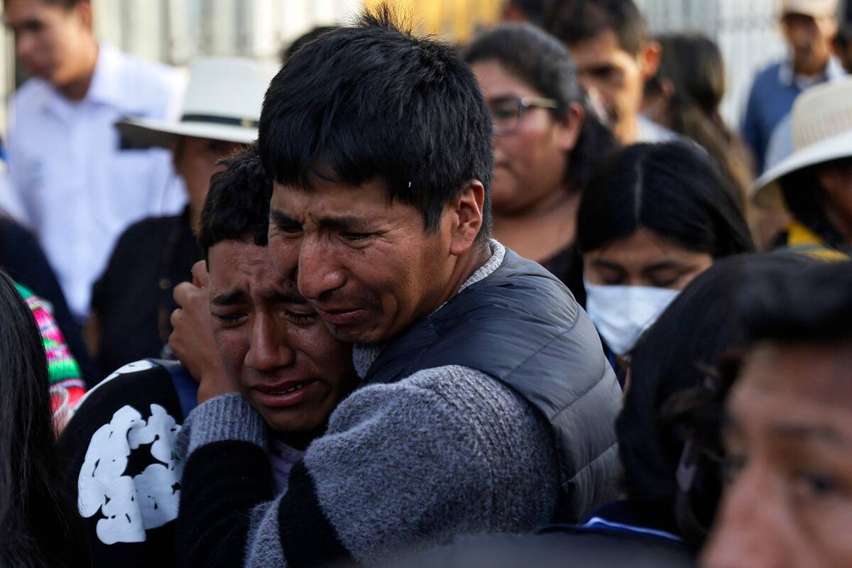 Per avariją Peru autobusui nusiritus į daubą žuvo 37 žmonės