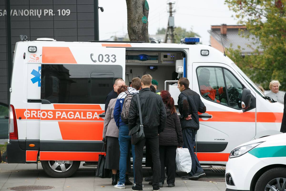 Juodasis penktadienis Kauno keliuose: žmonės sužaloti pėsčiųjų perėjose