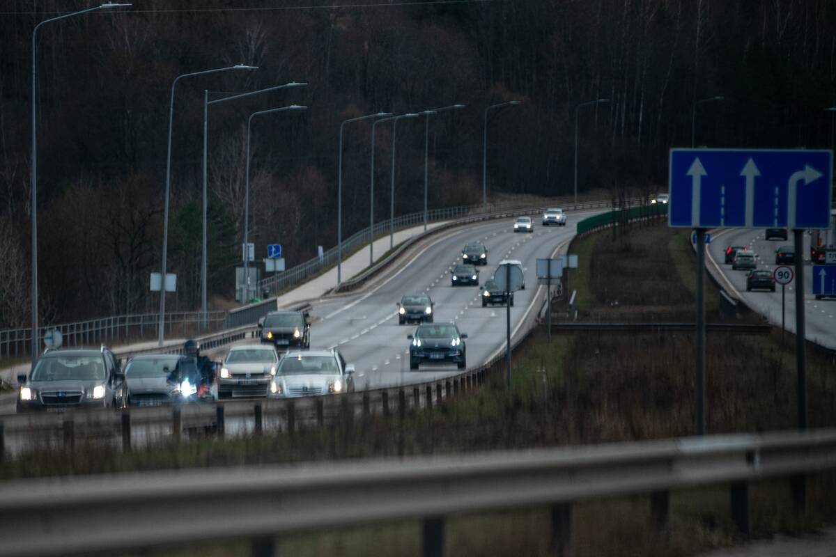 Keičiasi maksimalus leidžiamas greitis automagistralėse ir greitkeliuose