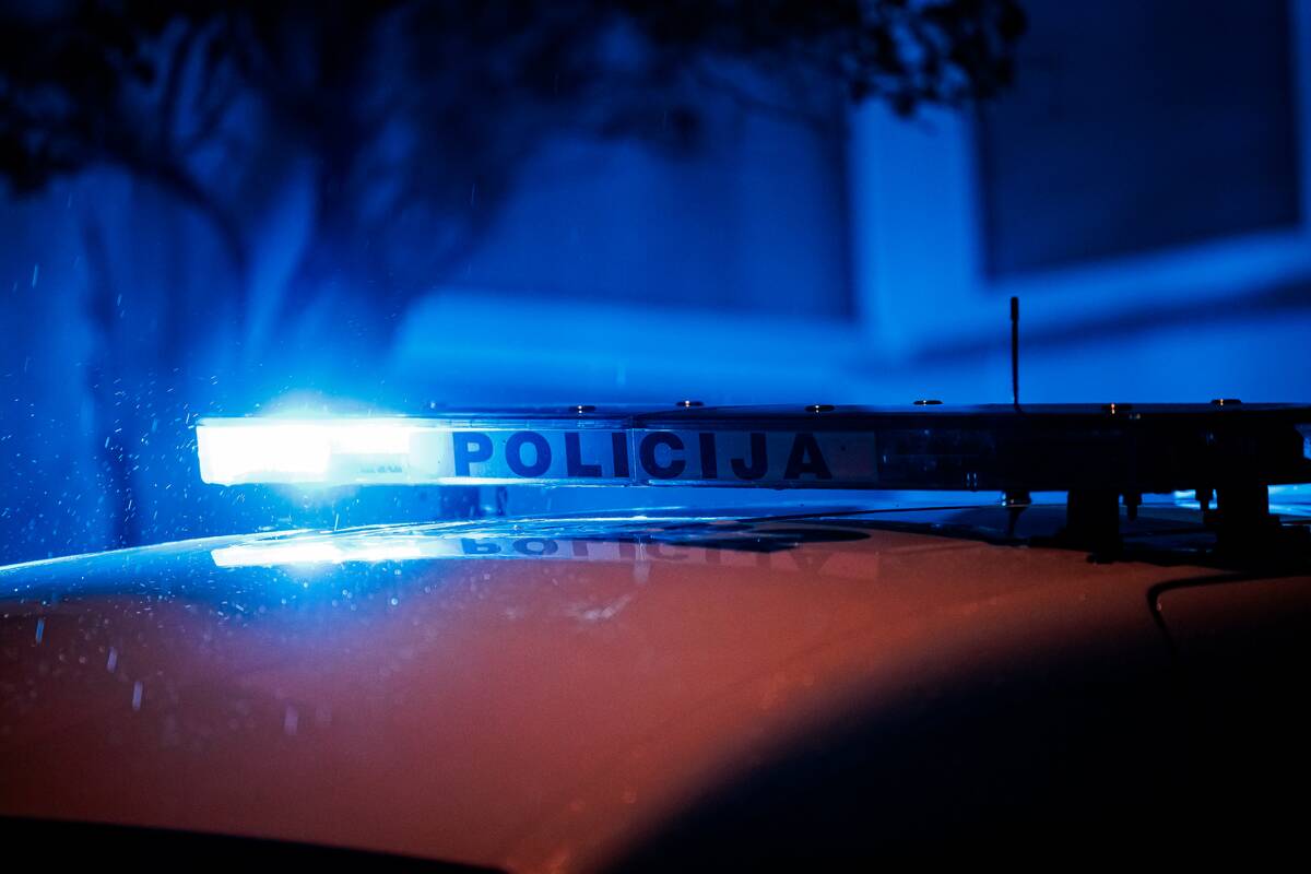 Policija