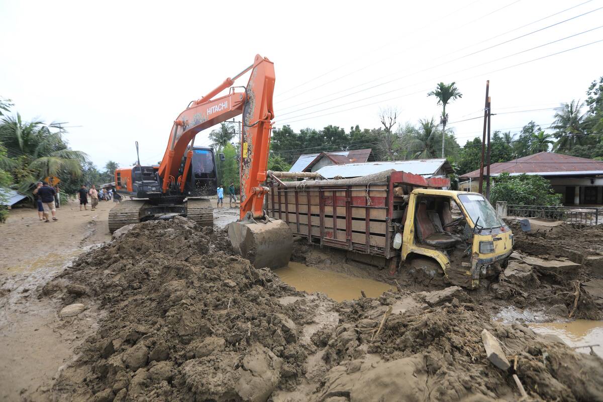 Potvyniai Indonezijoje pražudė 225 žmones