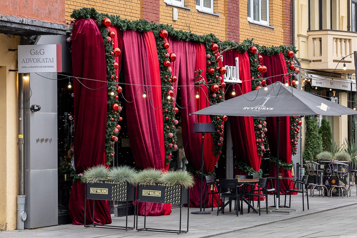 Kalėdinės Kauno vitrinos
