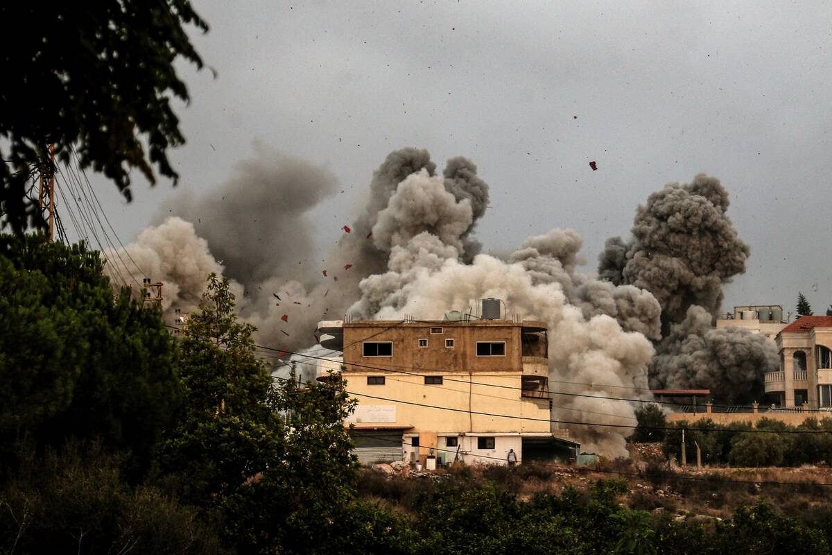 Izraelio kariuomenė sako baigusi smūgius į „Hezbollah“ taikinius Pietų Libane