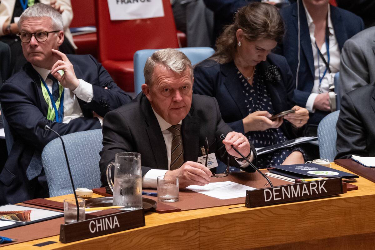 Larsas Lokke Rasmussenas