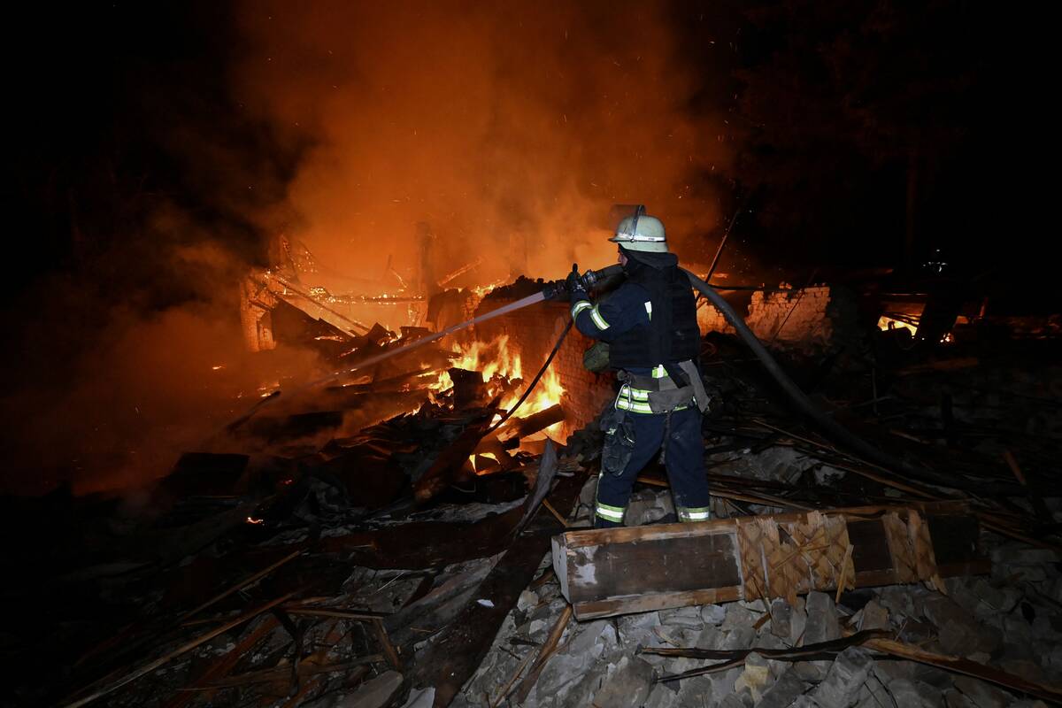 Po Rusijos atakų Ukraina grumiasi su elektros energijos trūkumais