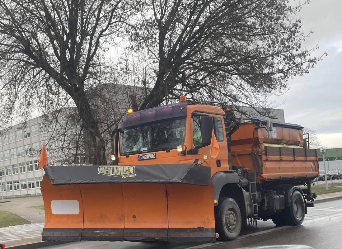 UAB „Klaipėdos paslaugos“ pradeda žiemos sezoną: technika ir komanda pasiruošusi iššūkiams