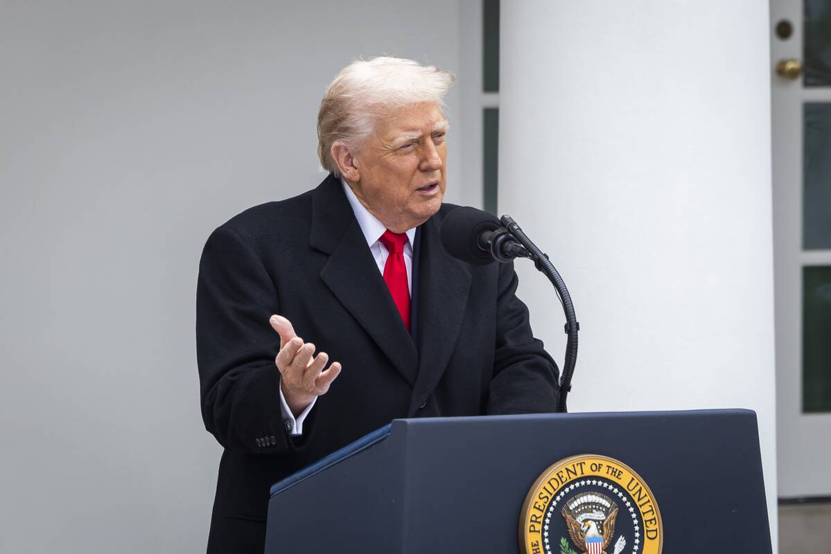 Trumpas kirto Pietų Afrikai – neleis dalyvauti kitame G-20 susitikime