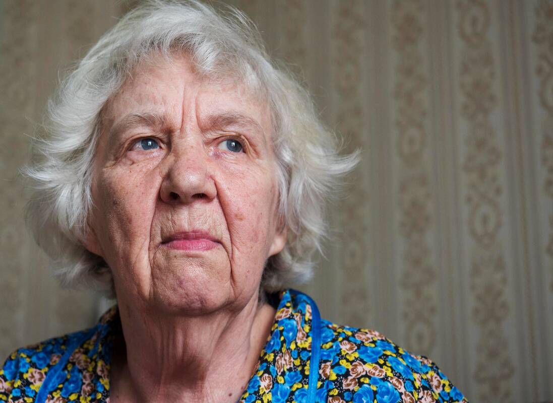 Į močiutės butą neįėjęs anūkas iškvietė tarnybas, tačiau to išgirsti nesitikėjo