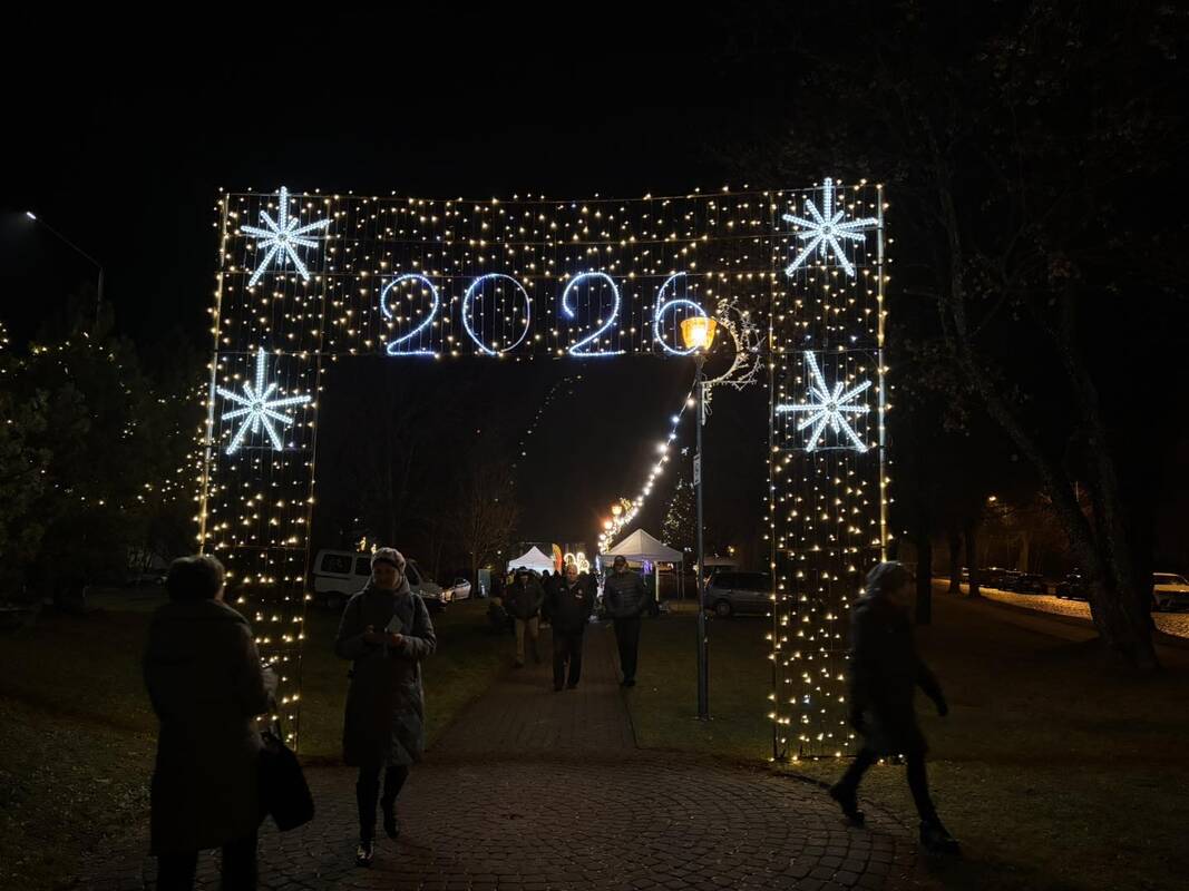 Pagėgiuose įžiebta Kalėdų eglutė