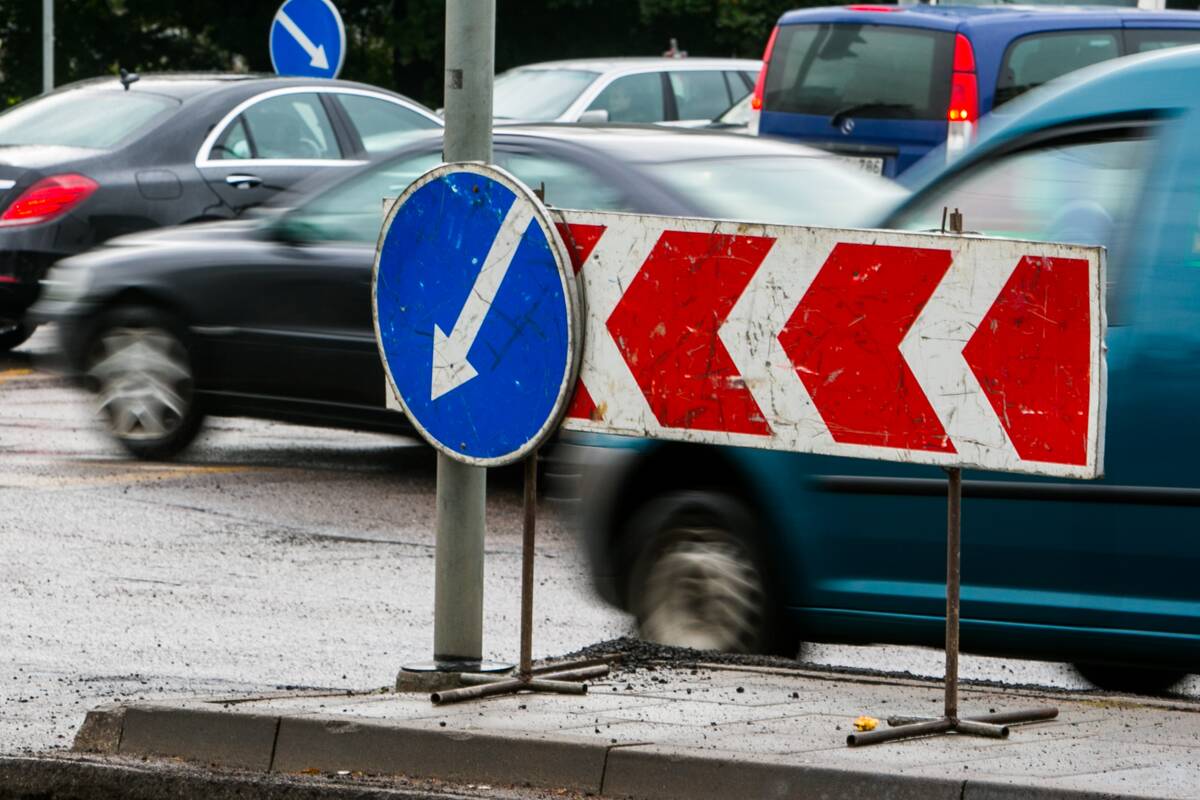 Seimas: Kelių fondo lėšas bus galima naudoti paprastajam valstybinės reikšmės kelių remontui