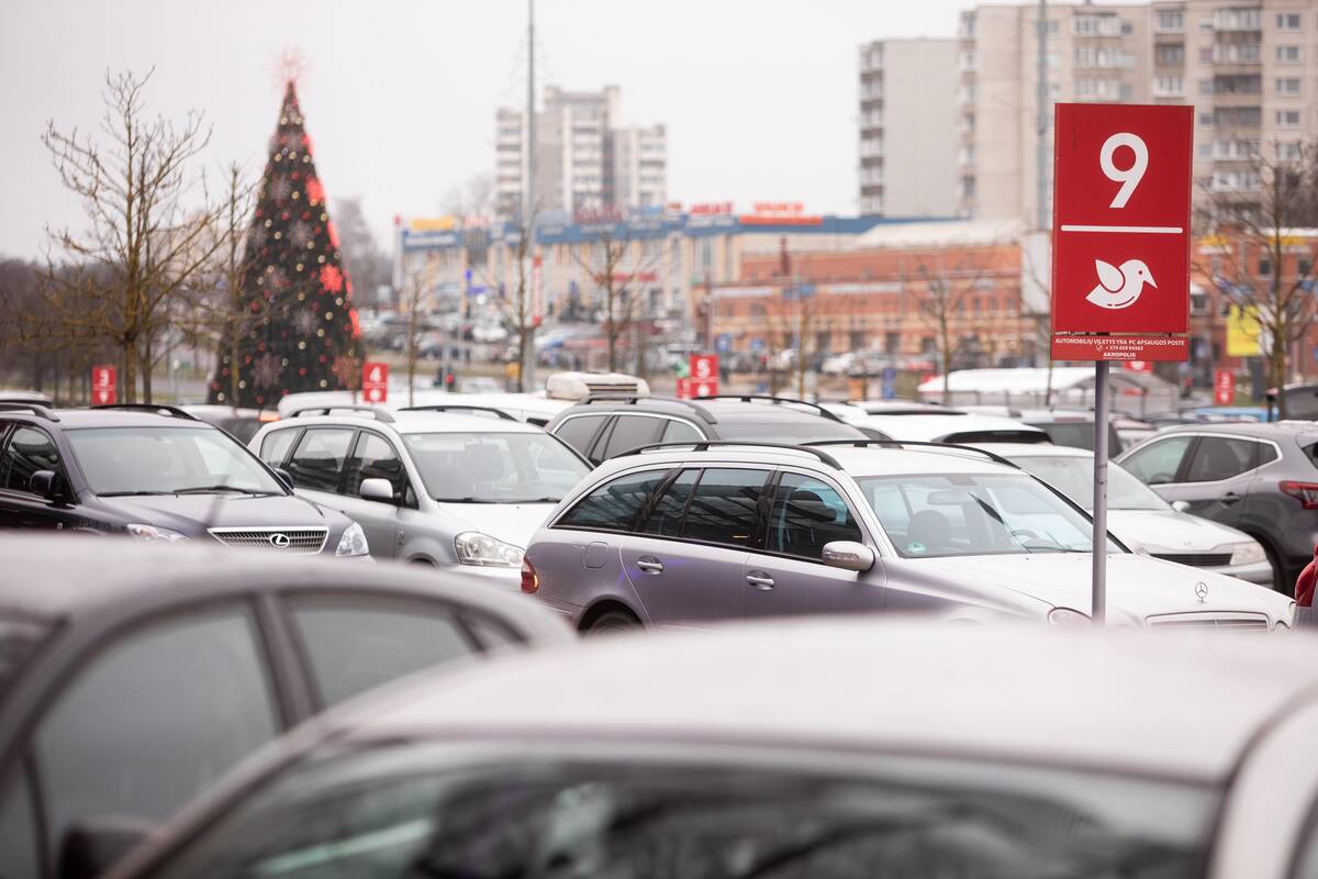 Automobilių parkavimo aikštelė