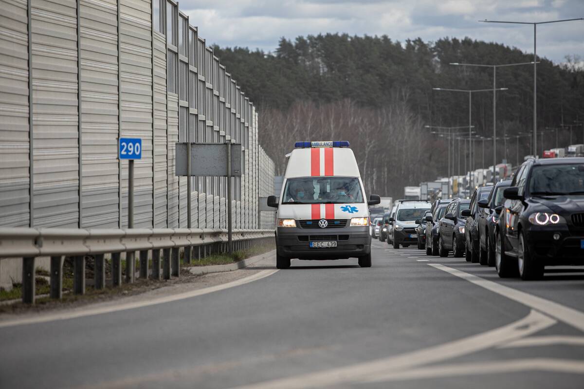 Per avarijas Vilniuje sužaloti du mažamečiai