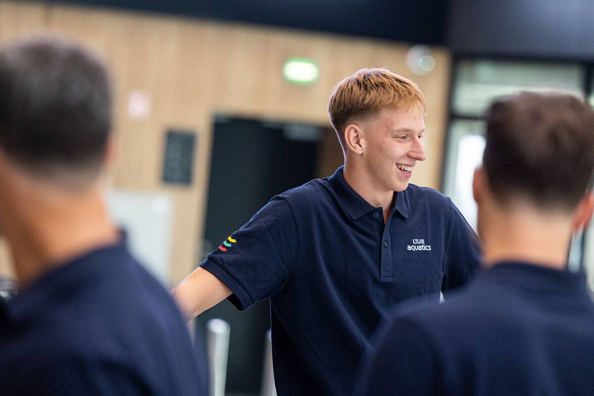 Įspūdingas Tomo Lukmino plaukimas: pagerino rekordus ir pateko į pusfinalį