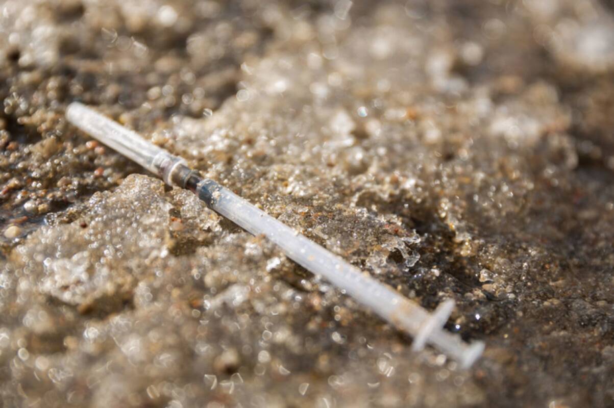 Teismui perduota fentanilį nepilnametei pardavusio ir narkotikus jai suleidusio vyro byla