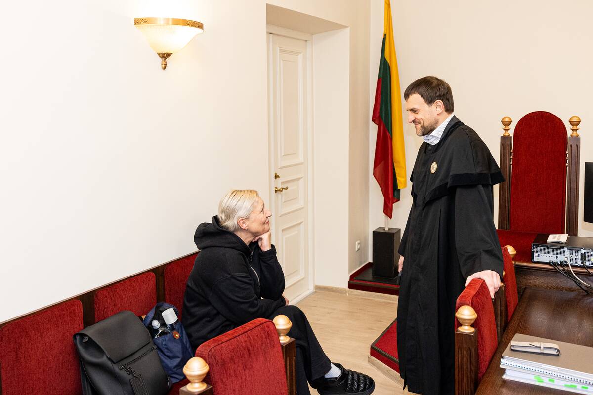 Vilniaus apygardos teisme vyksta posėdis dėl galimų Justės Arlauskaitės-Jazzu skolų