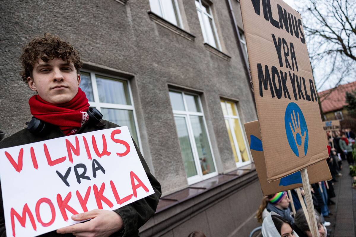 Užupio gimnazijos bendruomenės protestas