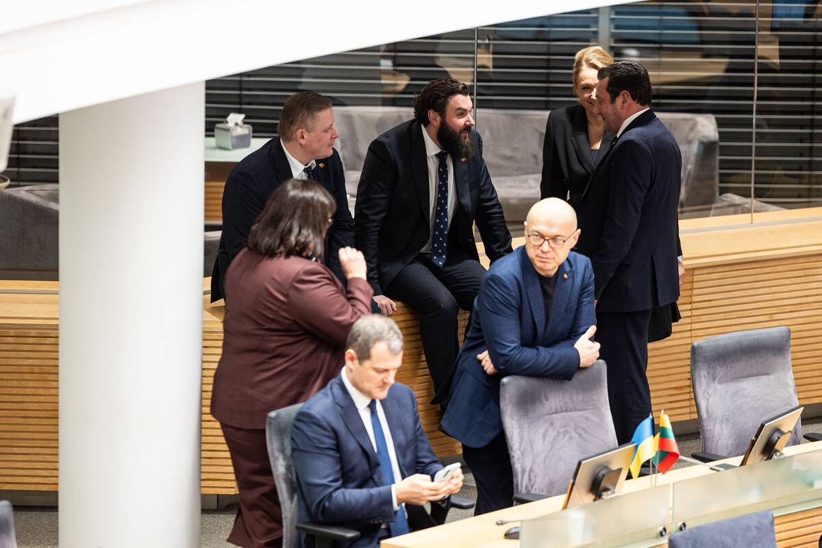 Naktinis Seimo posėdis dėl LRT pataisų